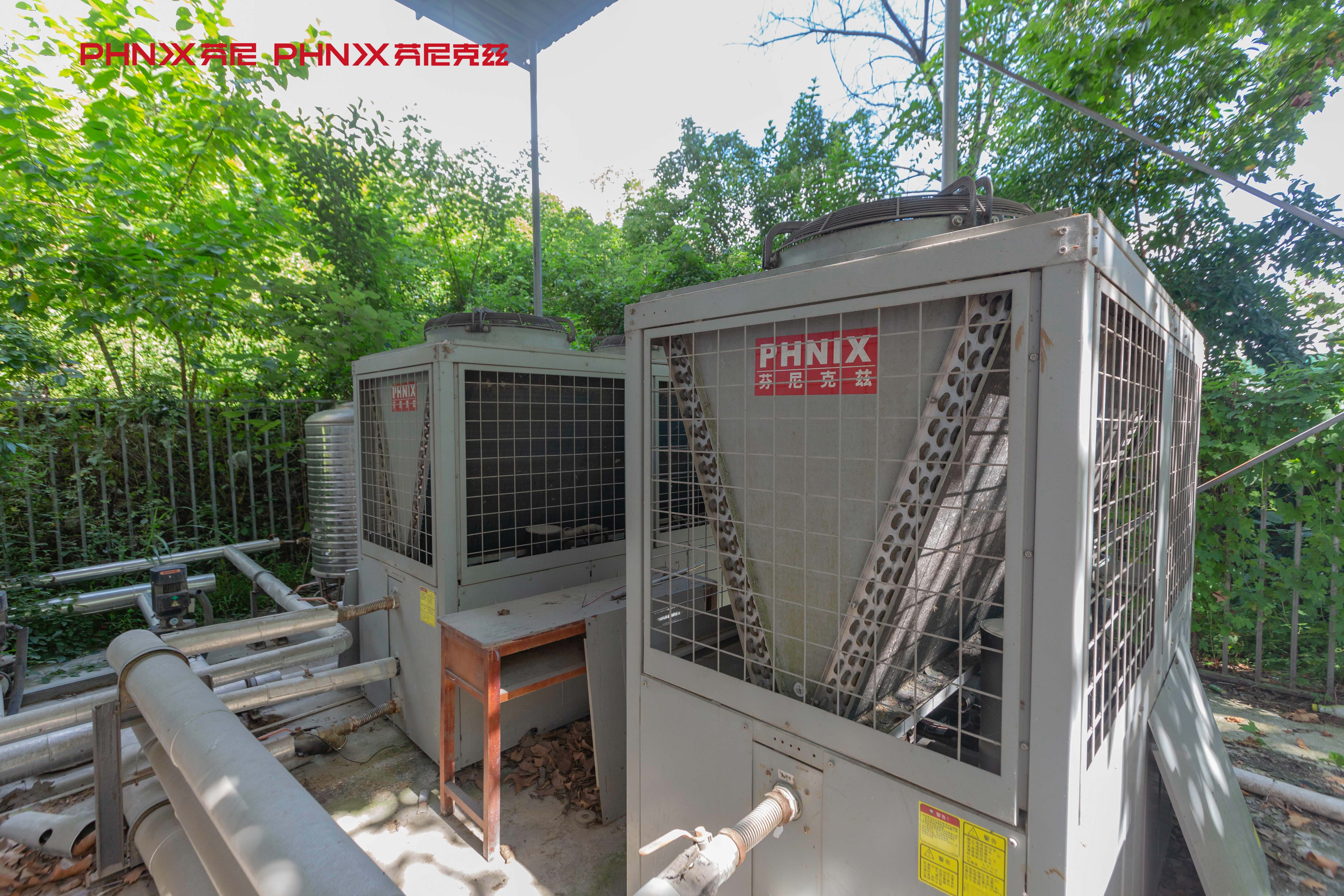 高效節(jié)能！高?？諝饽軣岜脽崴到y(tǒng)解決方案